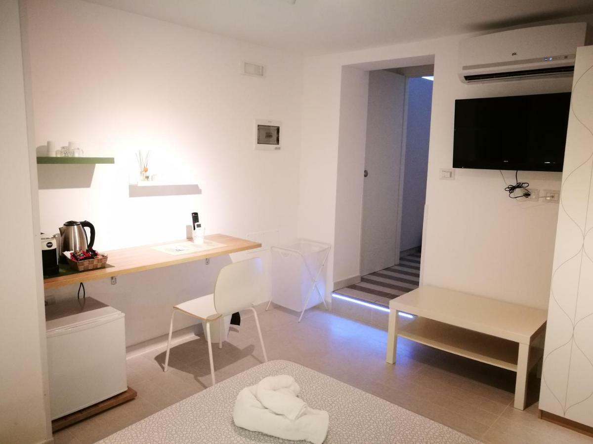 Simply House In Bari 2 Apartment Bagian luar foto